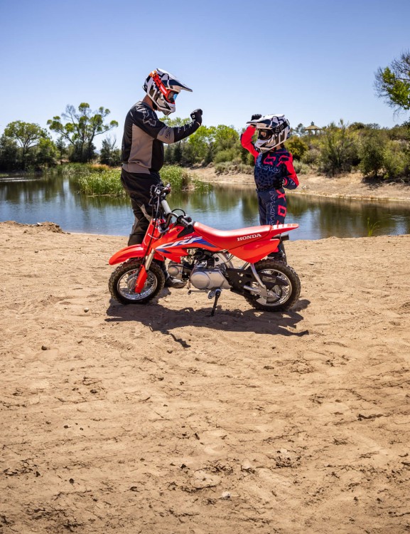 crf50f-product-page-hero-mobile-1600x2080