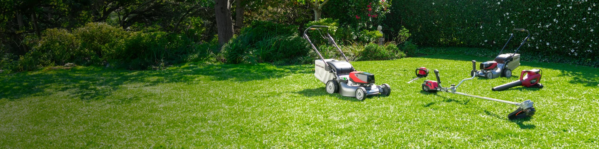 Learn more about our <br> Cordless Battery Range DC_Learn_More_Page_Desktop_Header_3200_x_800_V2